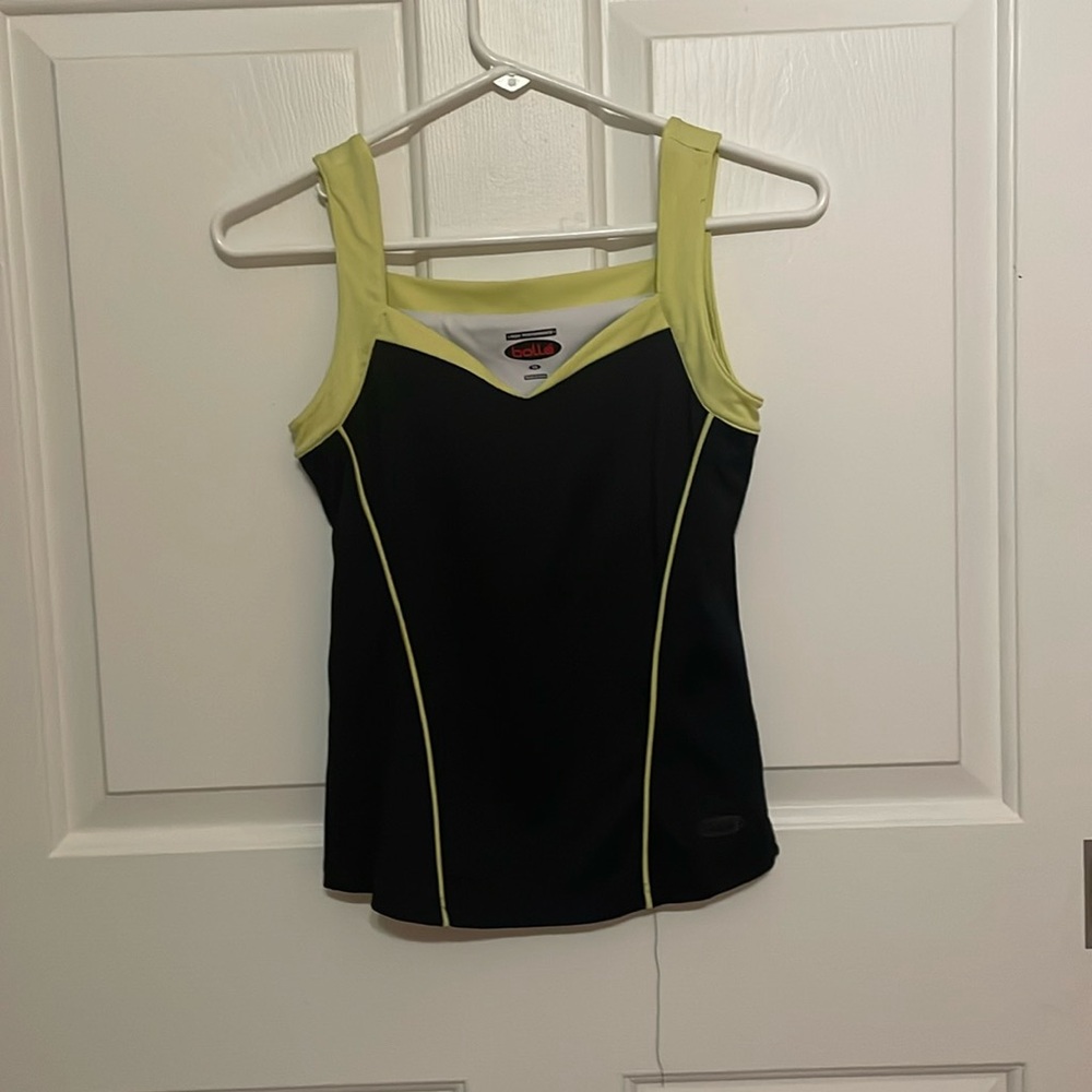 Athletic tank top